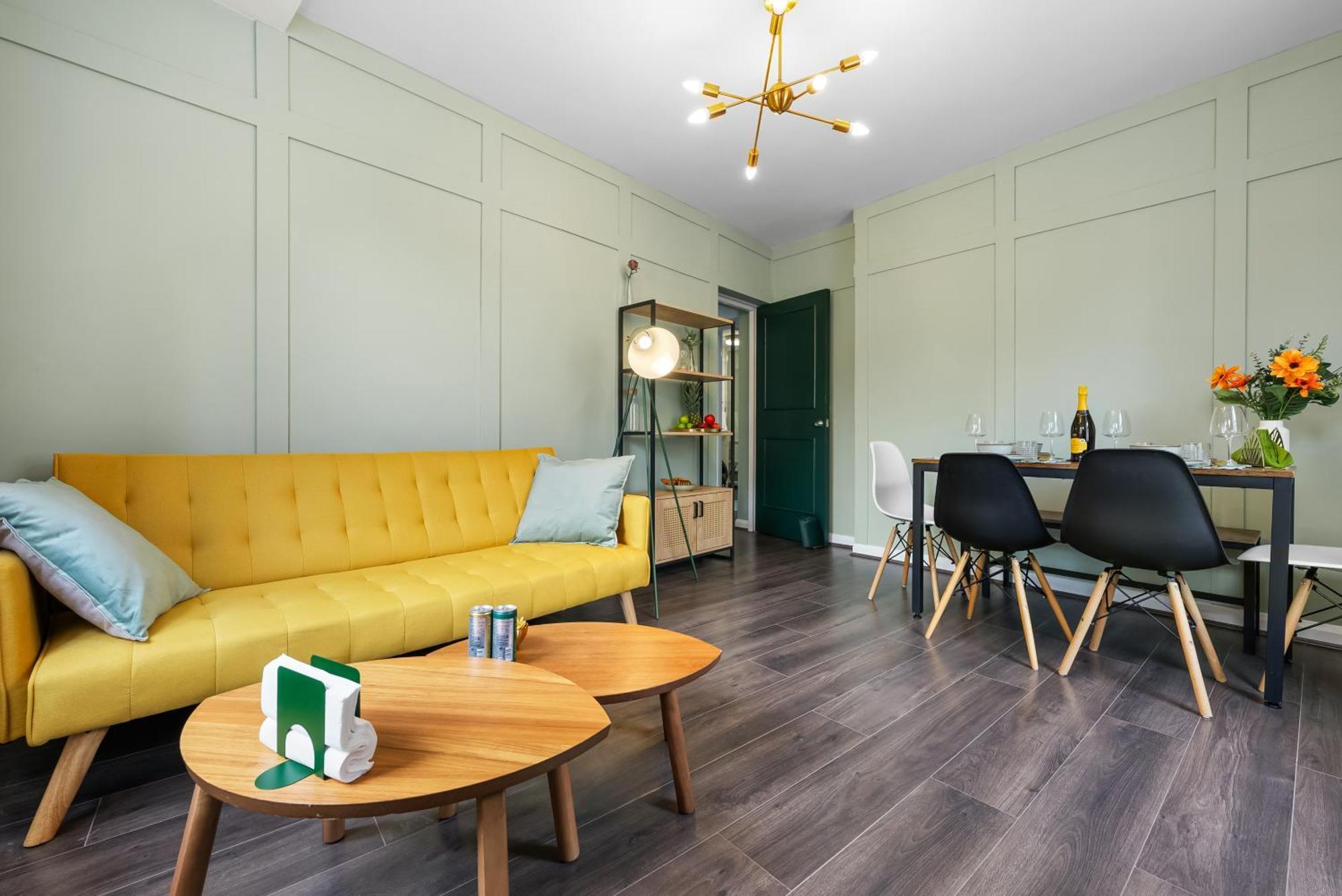 Chic 2 Bedroom Apartment Near Liverpool Street By Gold Stays London Ngoại thất bức ảnh